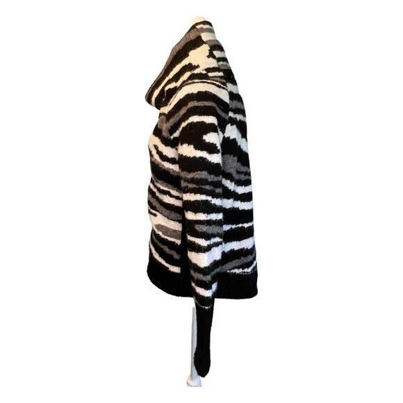RD Style Evereve Zebra Print Cowl Neck Turtleneck Sweaters Black White Knit Long - Picture 3 of 8